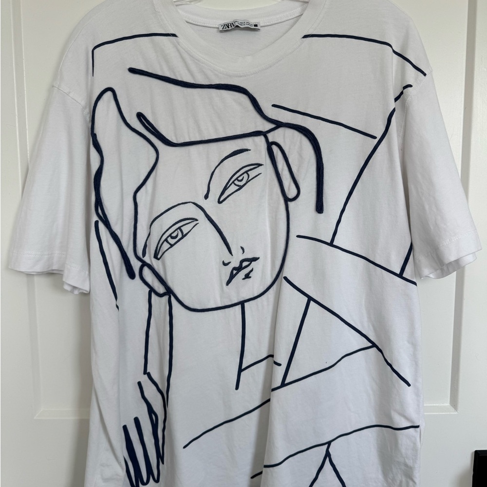Zara White Tee with Artistic Face Design